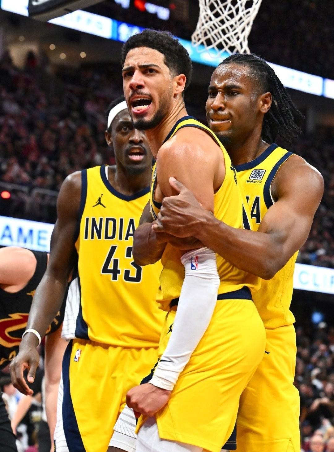 爱游戏包含西亚卡姆爆冷击败加拿大队，绝杀引爆全场！的词条